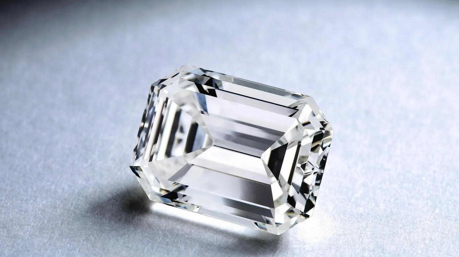 The Dummies' Guide To Emerald Cut Diamonds - The Back Vault