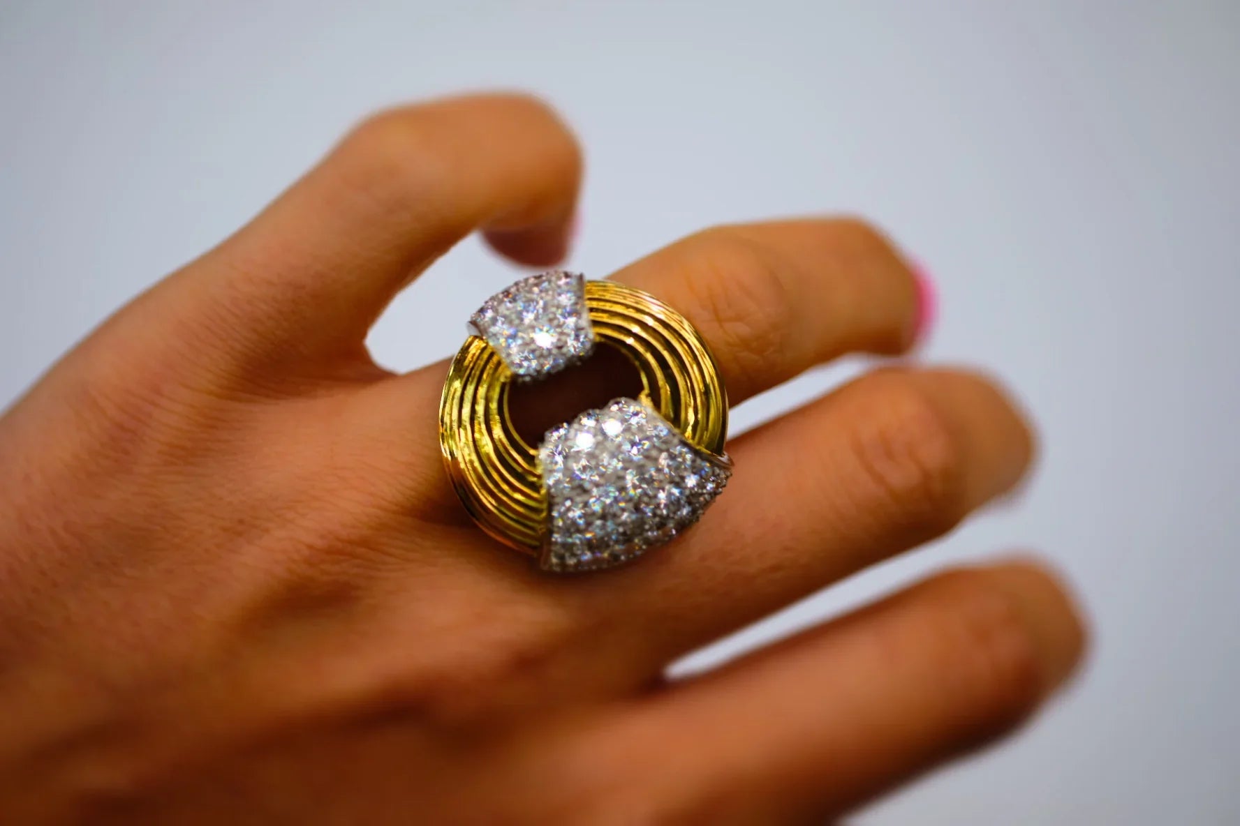 David Webb Platinum & 18K Yellow Gold Cocktail Diamond Fluted Ring - The Back Vault