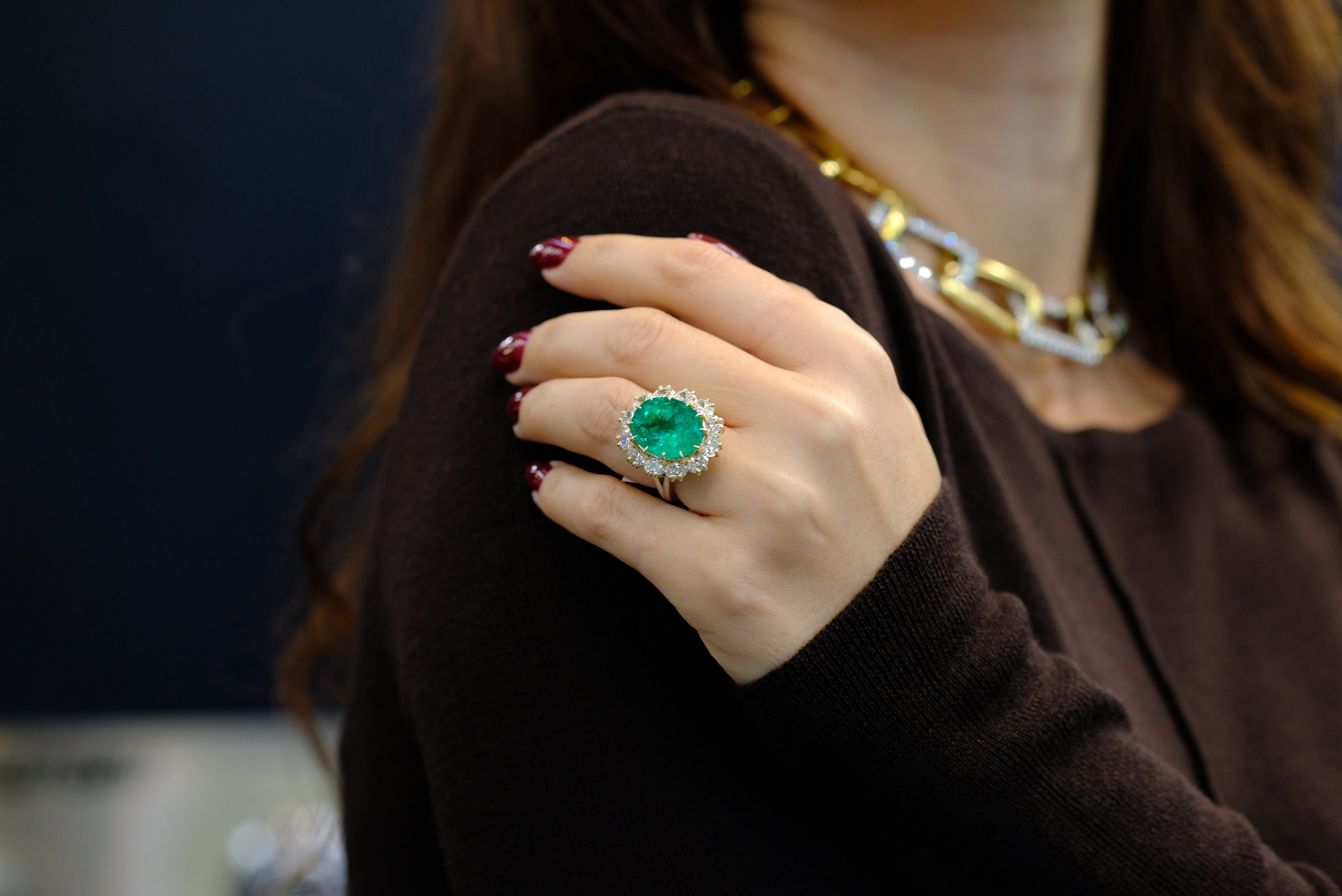 12 carat Oval Green Emerald And Diamond Halo Cocktail Ring
