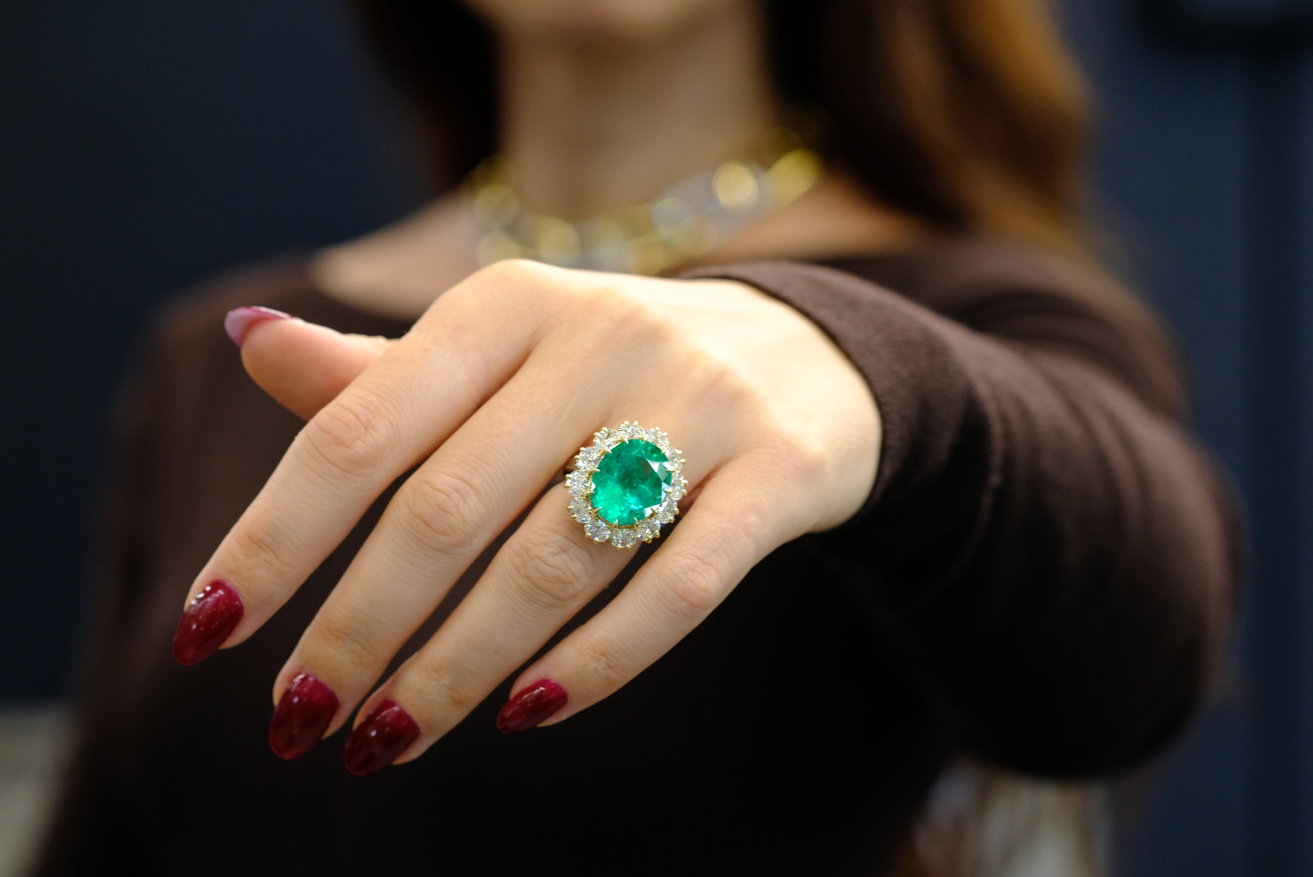 12 carat Oval Green Emerald And Diamond Halo Cocktail Ring