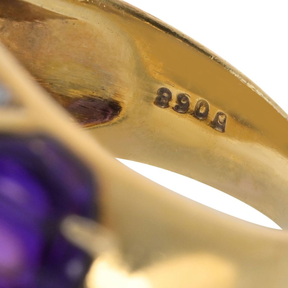 18K Yellow Gold Amethyst And Diamond Ring