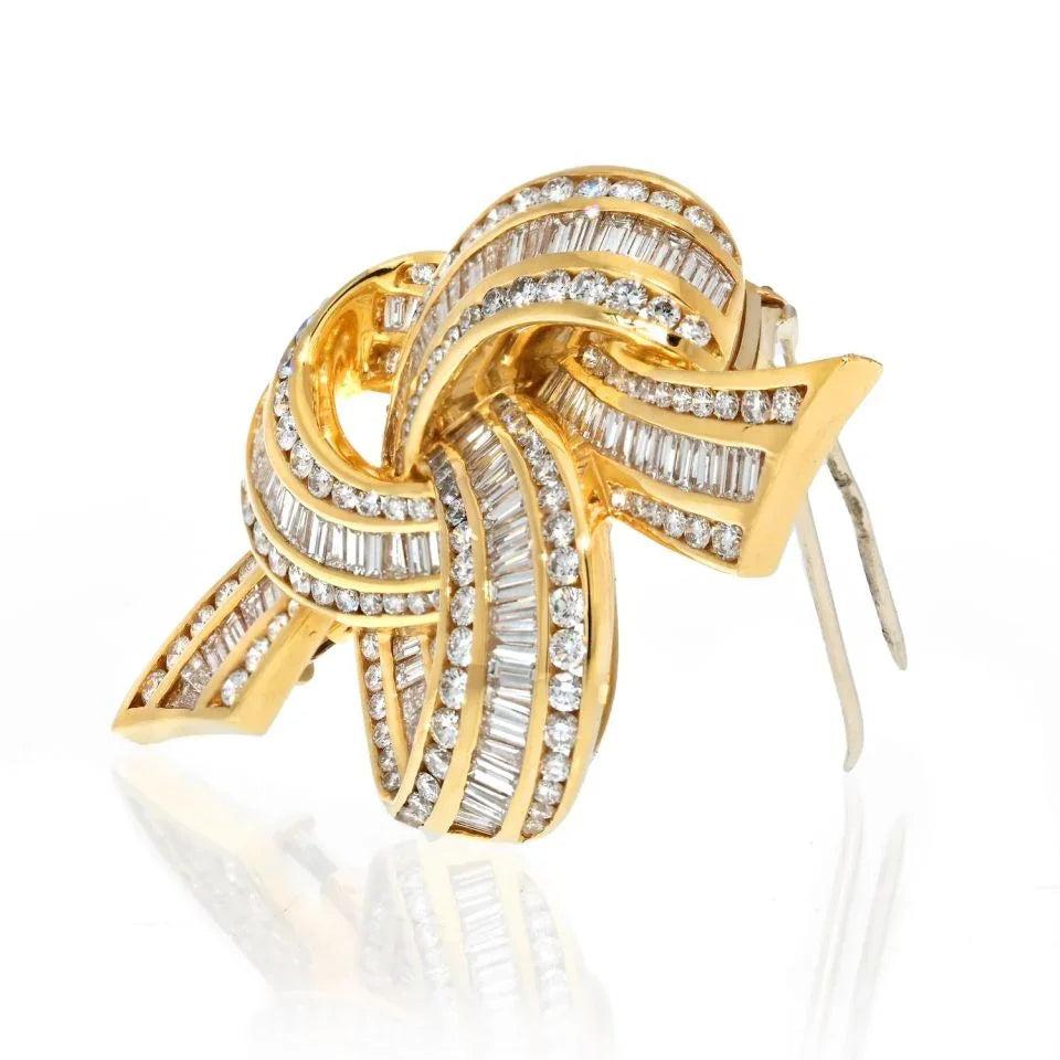 Krypell 18K Yellow Gold Baguette and Round Diamond Knot Brooch - The Back Vault