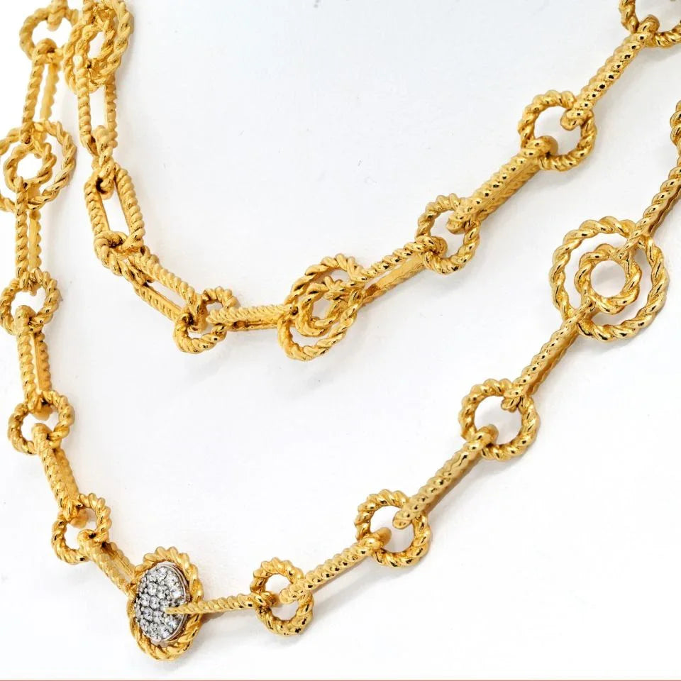Roberto Coin 18K Yellow Gold 30 inches Long Twisted Link Necklace - The Back Vault