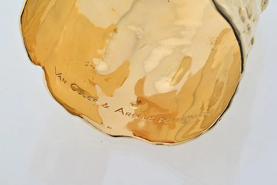Van Cleef & Arpels 18KY Gold “Jackie O” Manchette Cuff Bracelet - The Back Vault