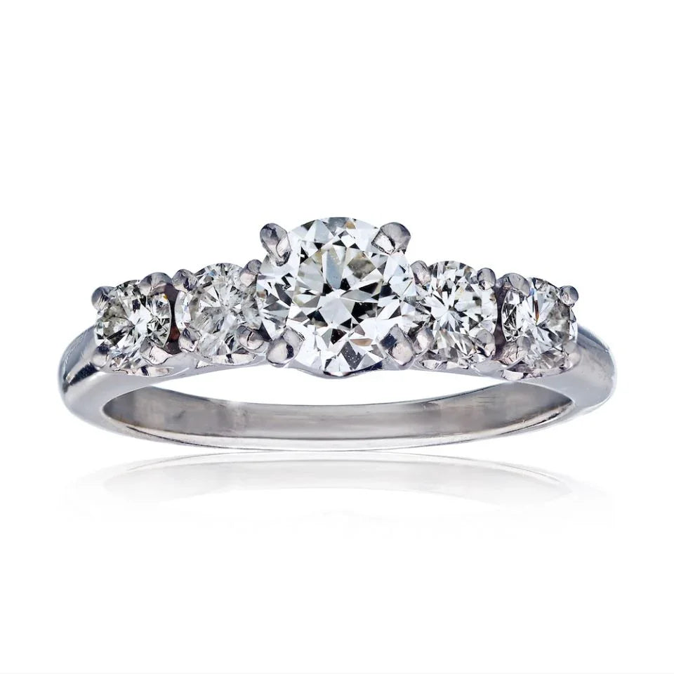 Center Approx .50 carat Round Diamond H-I/ VS Ring - The Back Vault