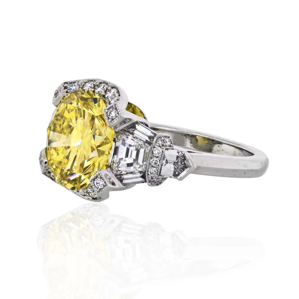 Raymond C. Yard 5 carat Round Diamond Fancy Intense Yellow GIA Engagement 9.48gr Ring - The Back Vault