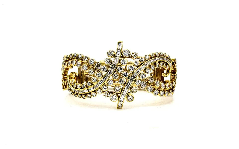 Circa 1980's 18K Yellow Gold 25 Carat Diamond Bracelet - The Back Vault