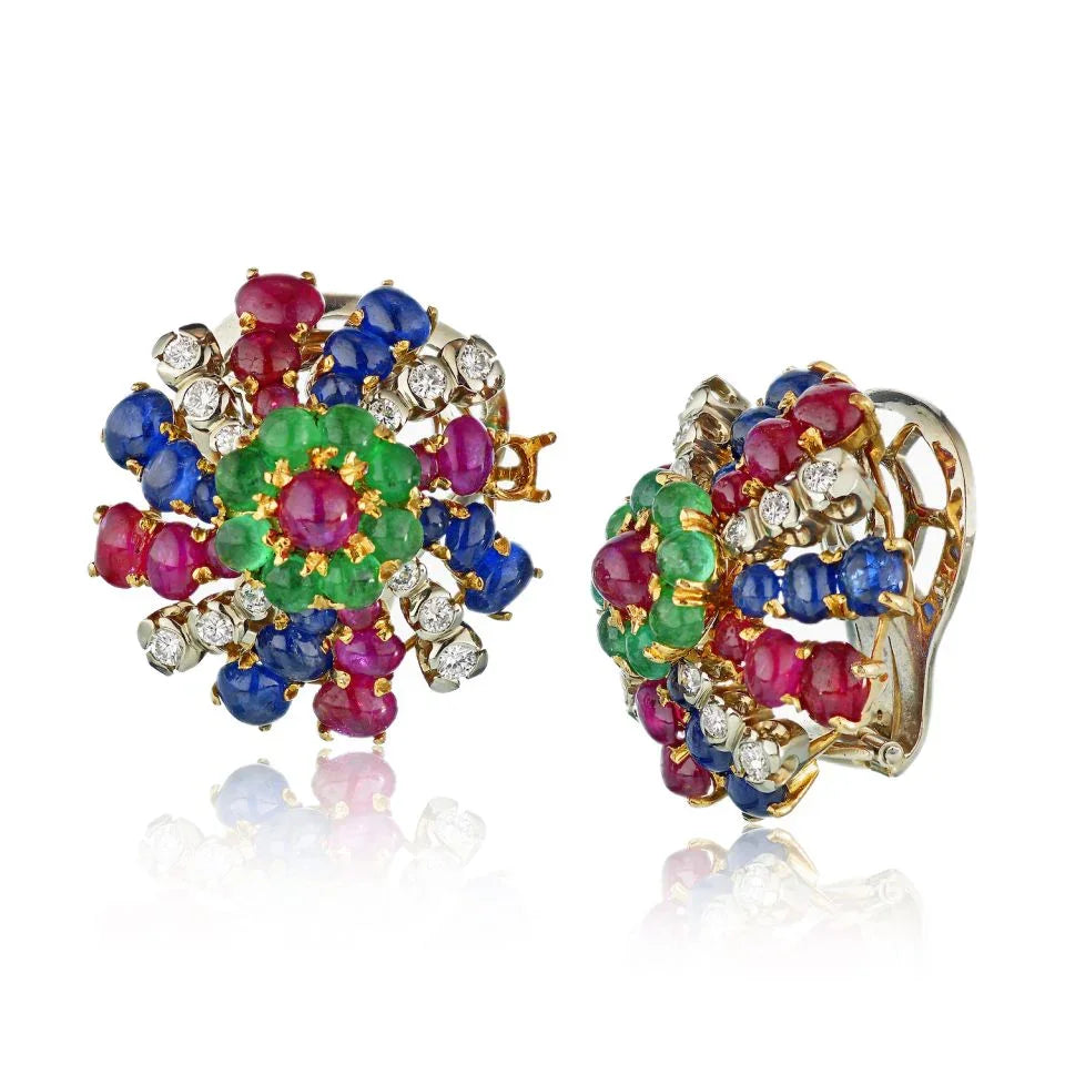 18K Yellow Gold Diamonds, Sapphire & Emeralds Earrings And A Brooch Jewelry Set - The Back Vault