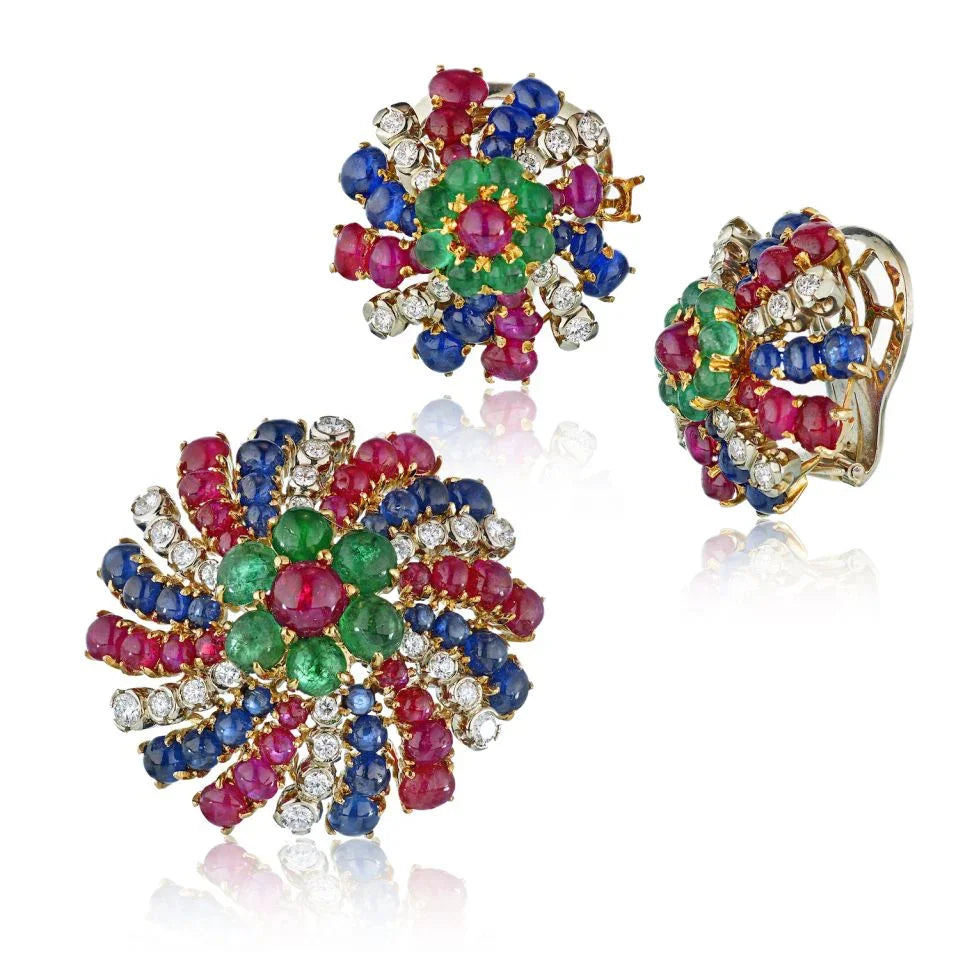 18K Yellow Gold Diamonds, Sapphire & Emeralds Earrings And A Brooch Jewelry Set - The Back Vault