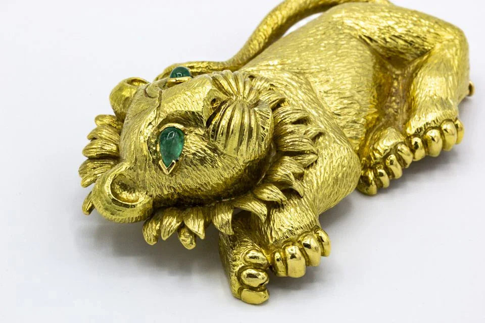 David Webb Lion Platinum & 18K Yellow Gold with Green Emerald Eyes Brooch - The Back Vault