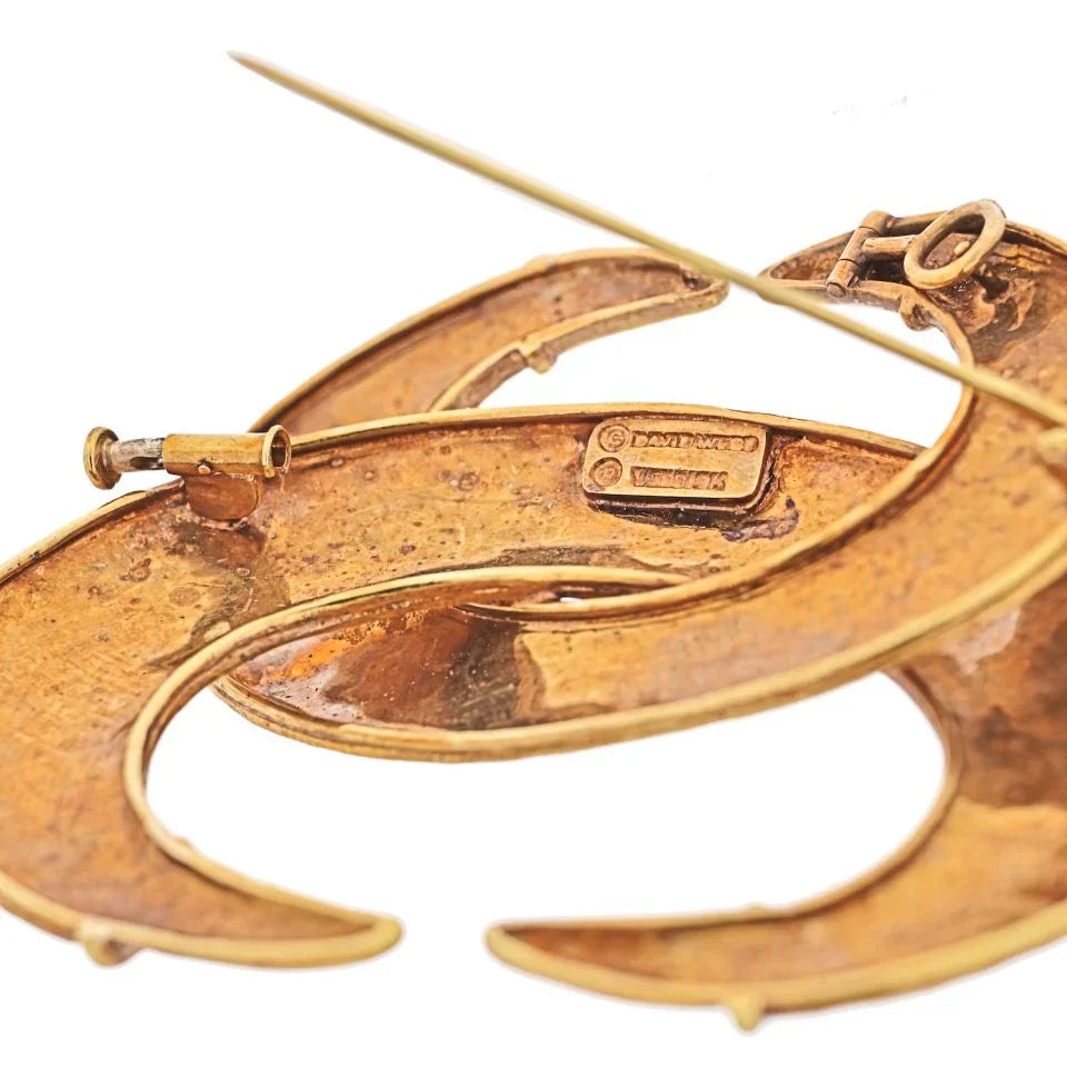David Webb 18K Yellow Gold Interlocking Crecent Hammered Brooch - The Back Vault