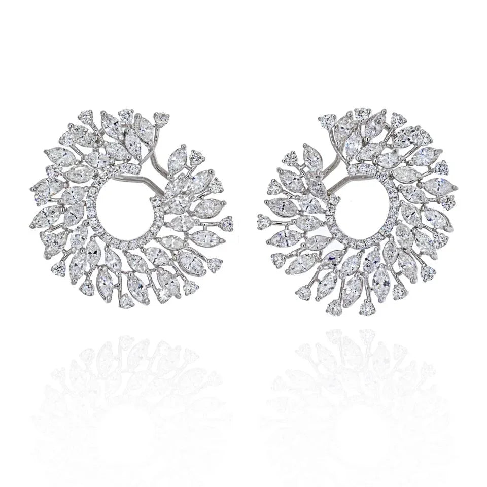 18K White Gold 13 Carats Round Diamond Openwork Hoop Earrings - The Back Vault