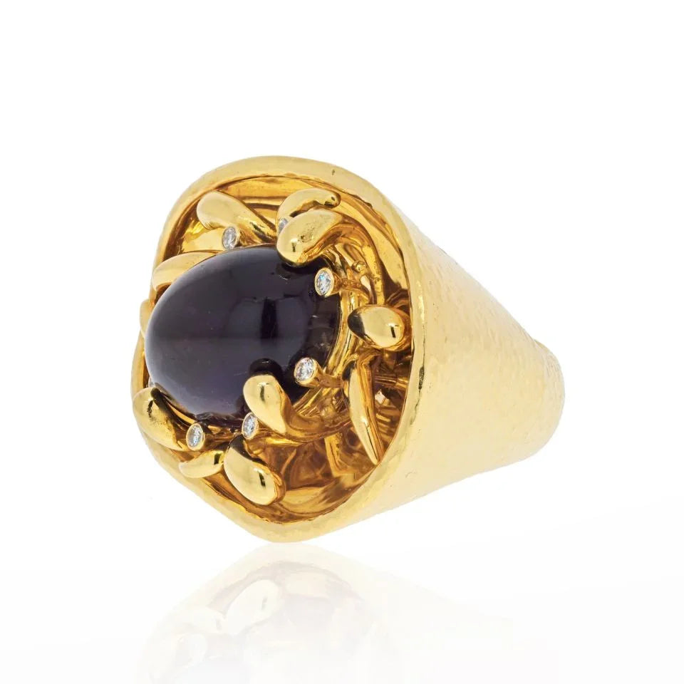 David Webb 18K Yellow Gold Large Cabochon Amethyst Ring - The Back Vault