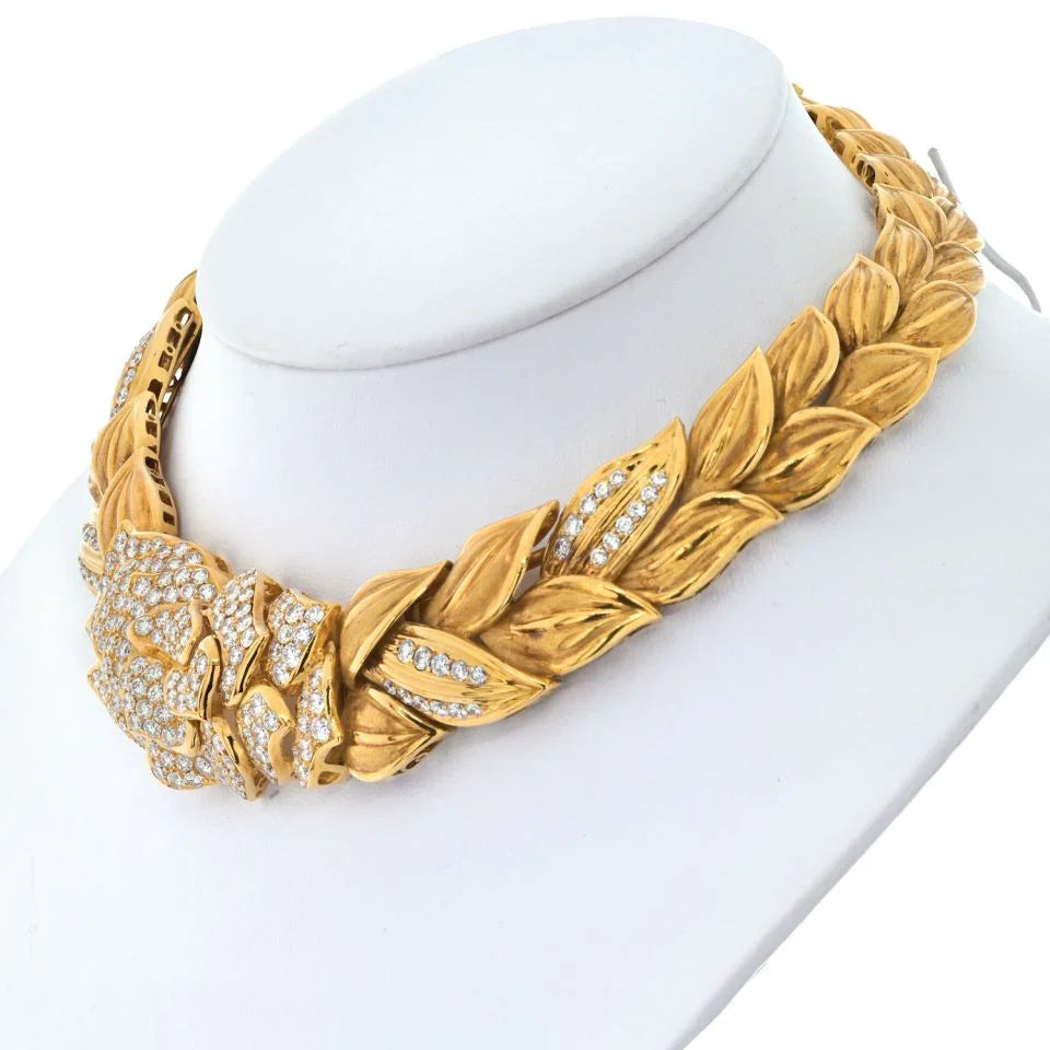 18K Yellow Gold 18.00cts Blooming Flower Diamond Collar Necklace - The Back Vault