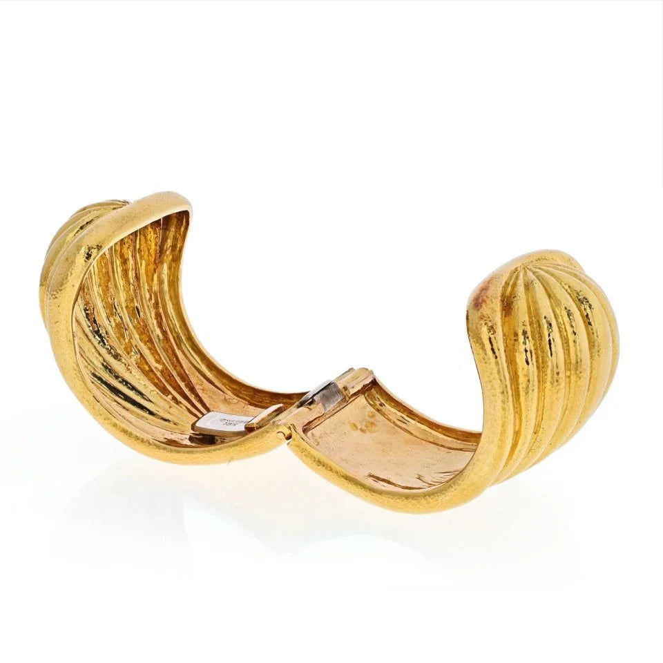 David Webb Platinum & 18K Yellow Gold Fluted Cuff Bracelet - The Back Vault