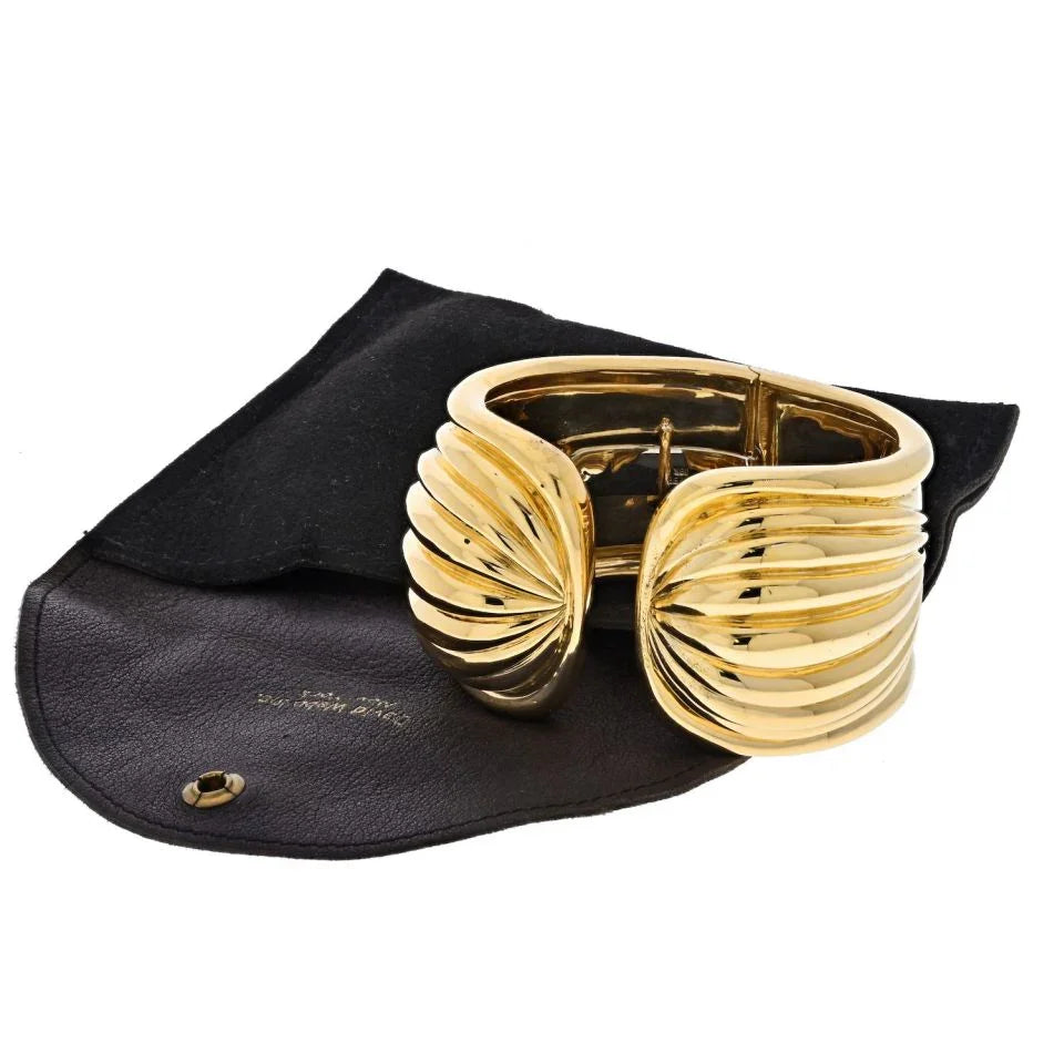 David Webb Platinum & 18K Yellow Gold Fluted High Polished Bangle Bracelet - The Back Vault