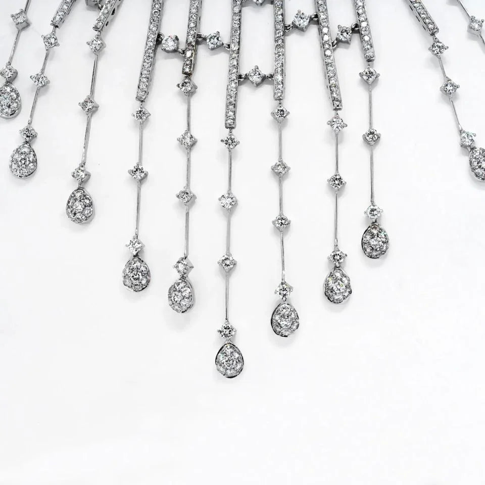Dazzling 18K White Gold 35 Carat Diamond Spray Bib Necklace - The Back Vault