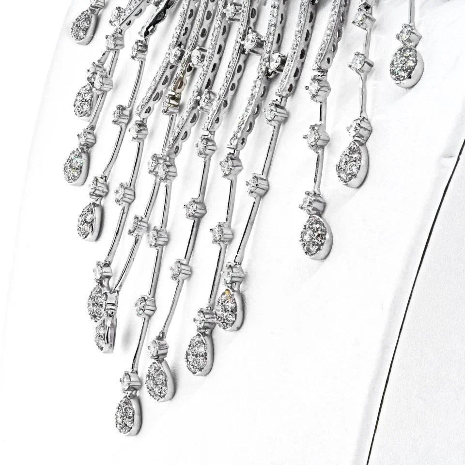 Dazzling 18K White Gold 35 Carat Diamond Spray Bib Necklace - The Back Vault