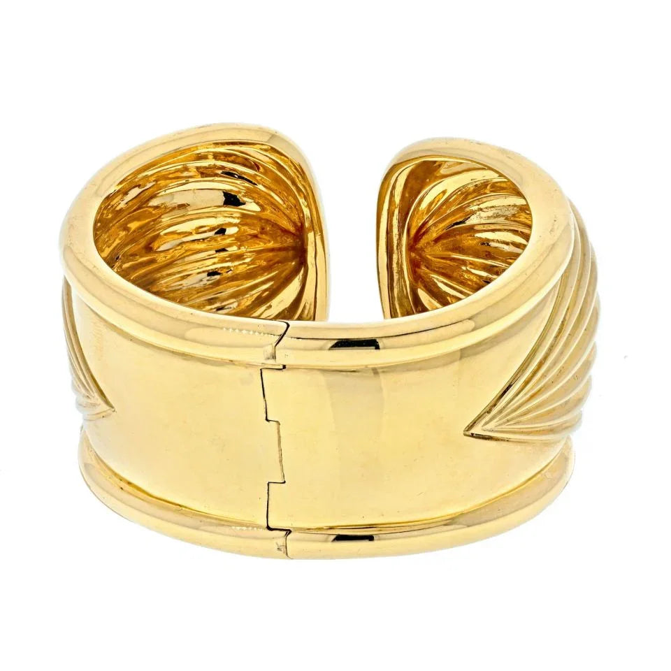 David Webb Platinum & 18K Yellow Gold Fluted High Polished Hinged Cuff Bracelet - The Back Vault