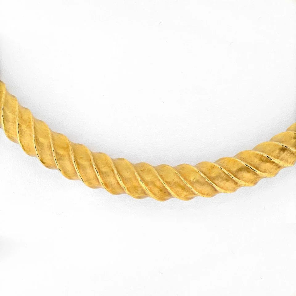 18K Yellow Gold Cable Style Collar Choker Vintage Necklace - The Back Vault