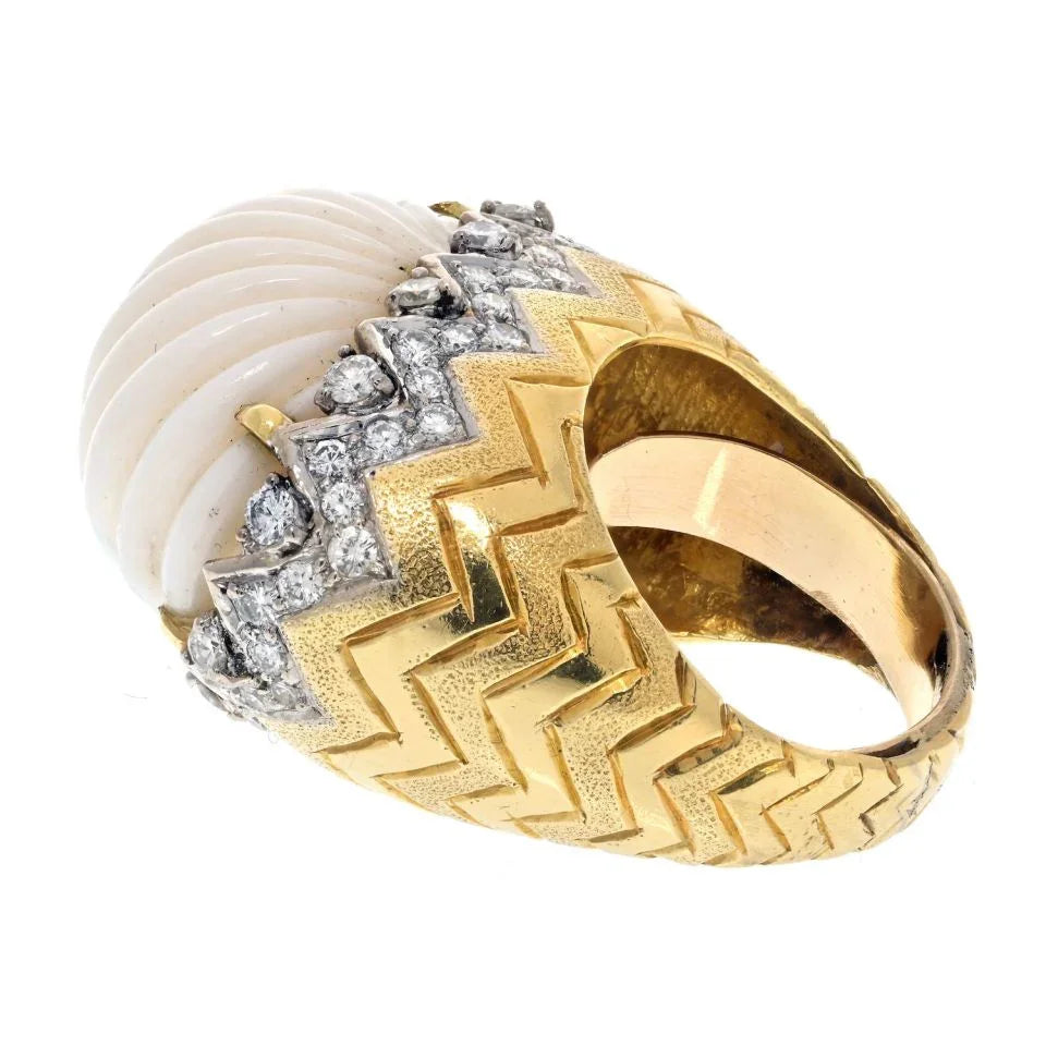 18K Yellow Gold Angel Skin Fluted Coral And Diamond Ring - The Back Vault