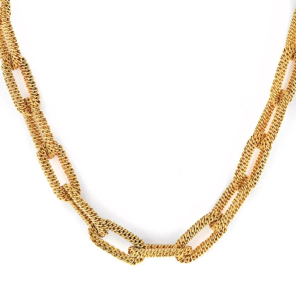 18K Yellow Gold 1970's 29 inches French Chain Necklace - The Back Vault