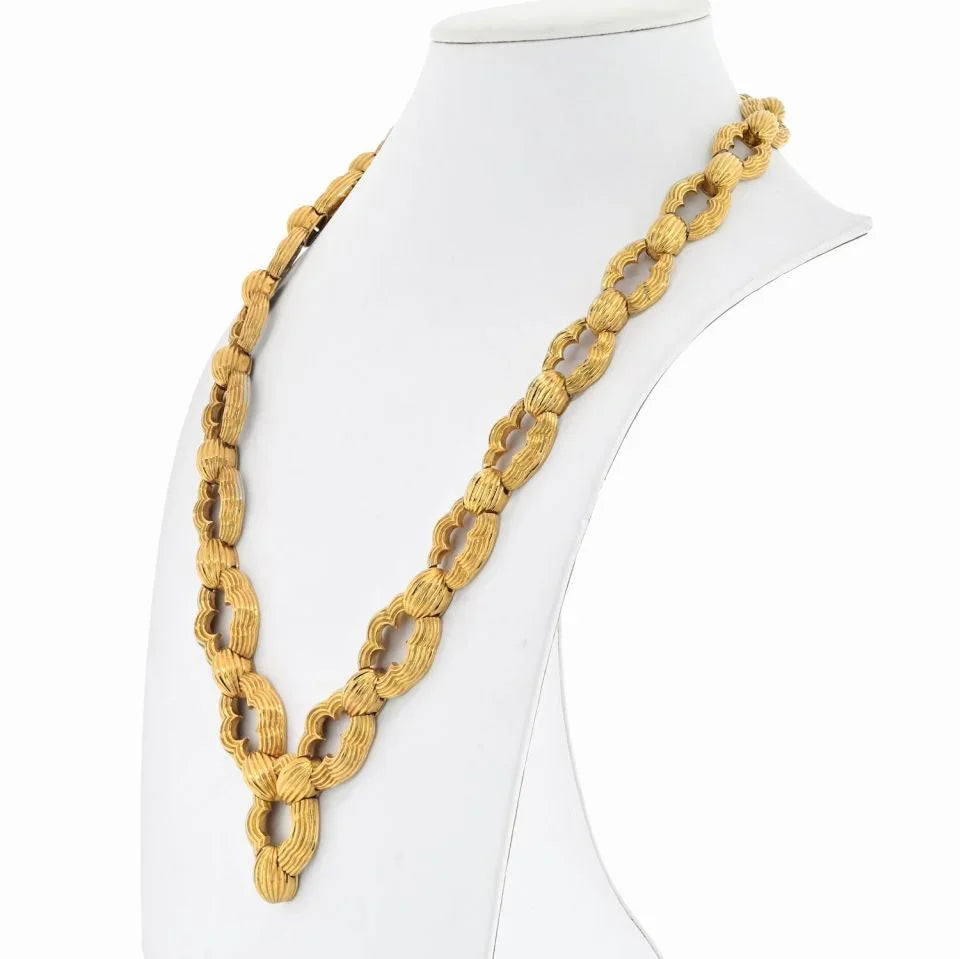 David Webb 18K Yellow Gold 1970's Textured Large Open Link Chain Necklace - The Back Vault