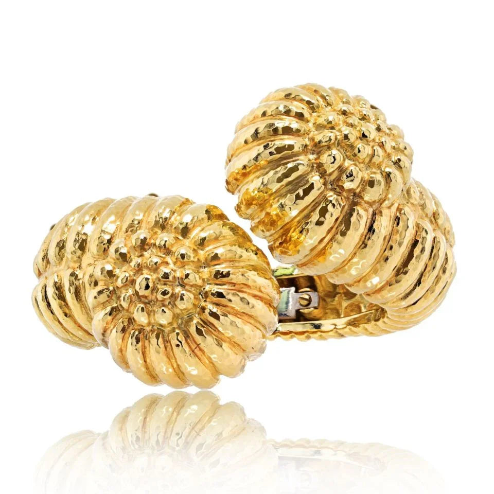 David Webb Bypass 18K Yellow Gold Bypass Fluted Crossover Bracelet - The Back Vault