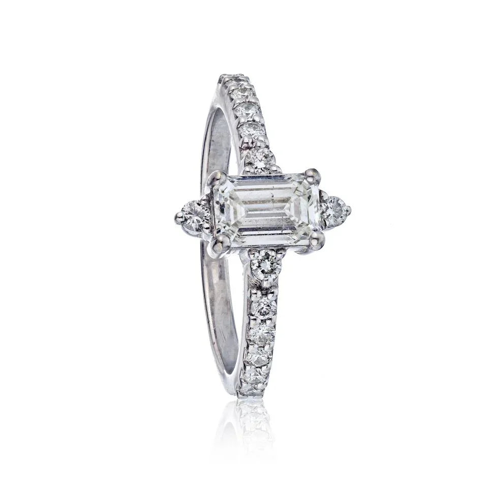 1.01ct G SI2 Emerald Cut Diamond Engagement Ring - The Back Vault