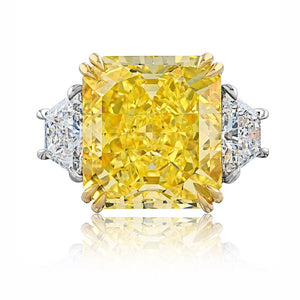 18 carat Radiant Cut Diamond GIA  Ring