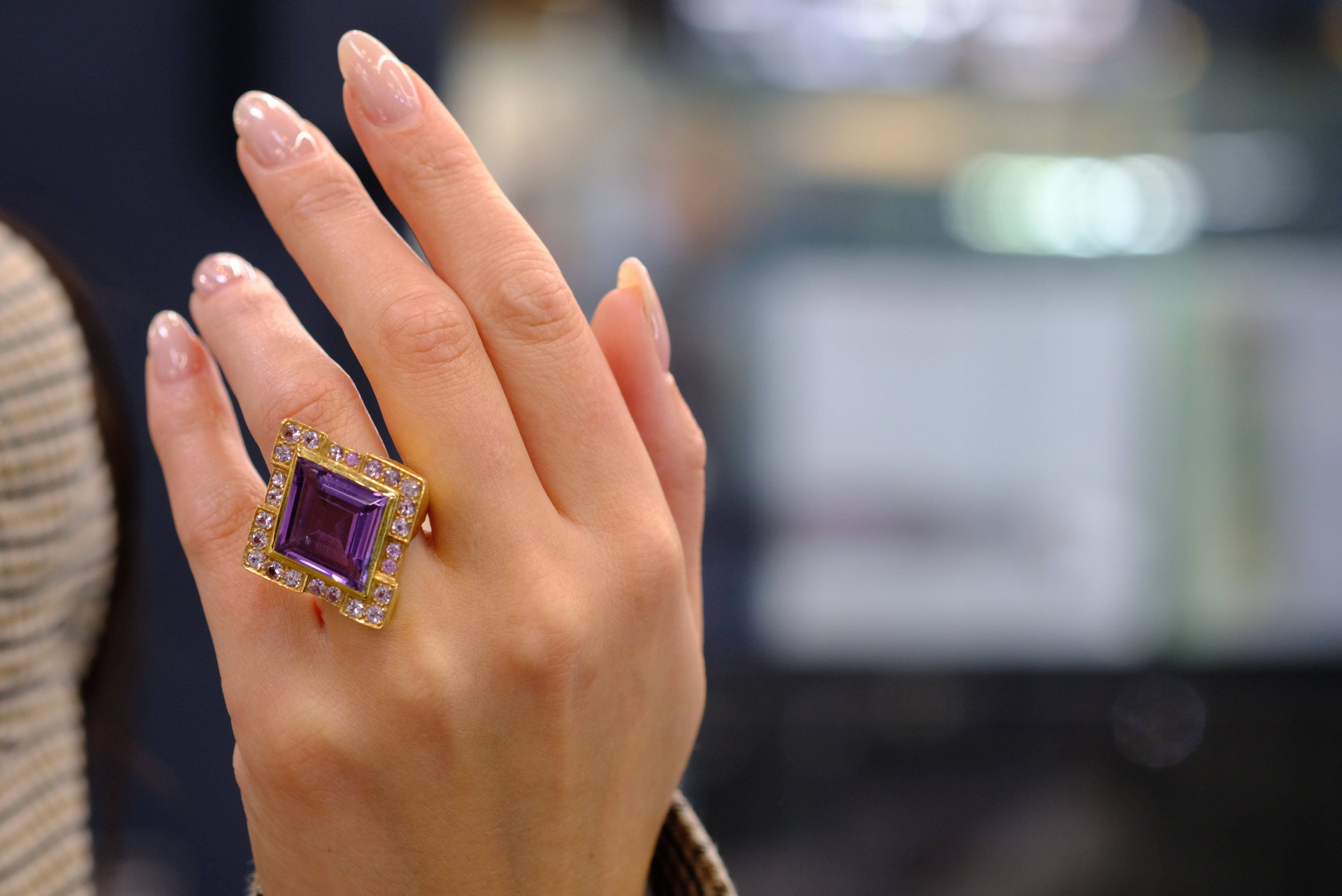 David Webb 18K Yellow Gold Purple Amethyst Rhombus Ring