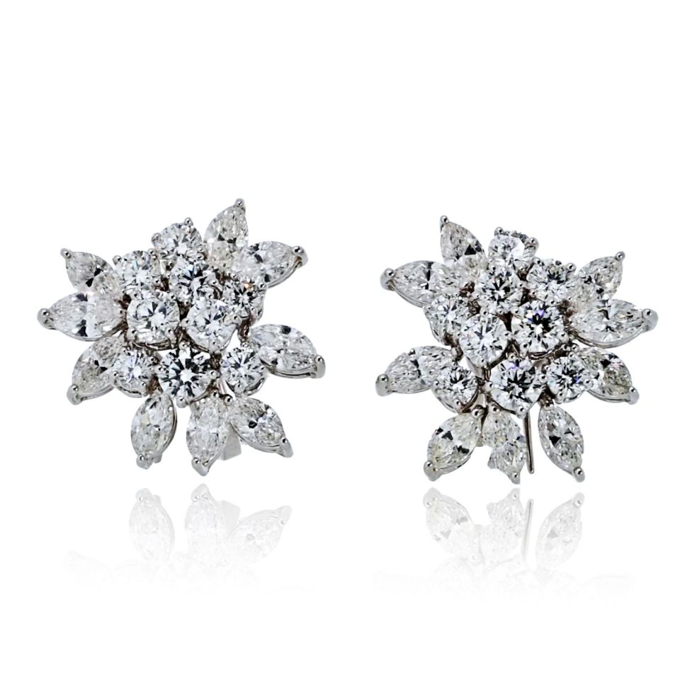 18K White Gold 7.00cttw Cluster Diamond Earrings - The Back Vault
