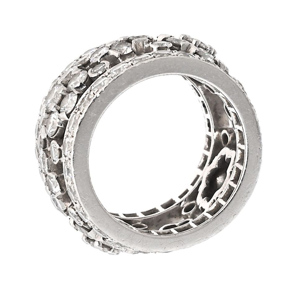 Van Cleef & Arpels : Reflets d'éternité Van Cleef & Arpels 18K White Gold Snowflake Diamond Ring