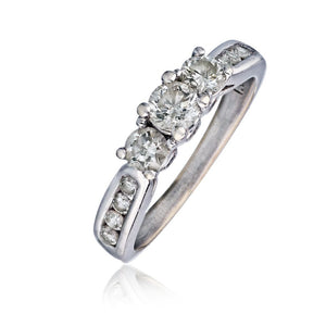 14K White Gold 1.00 cttw Diamond Three Stone Ring