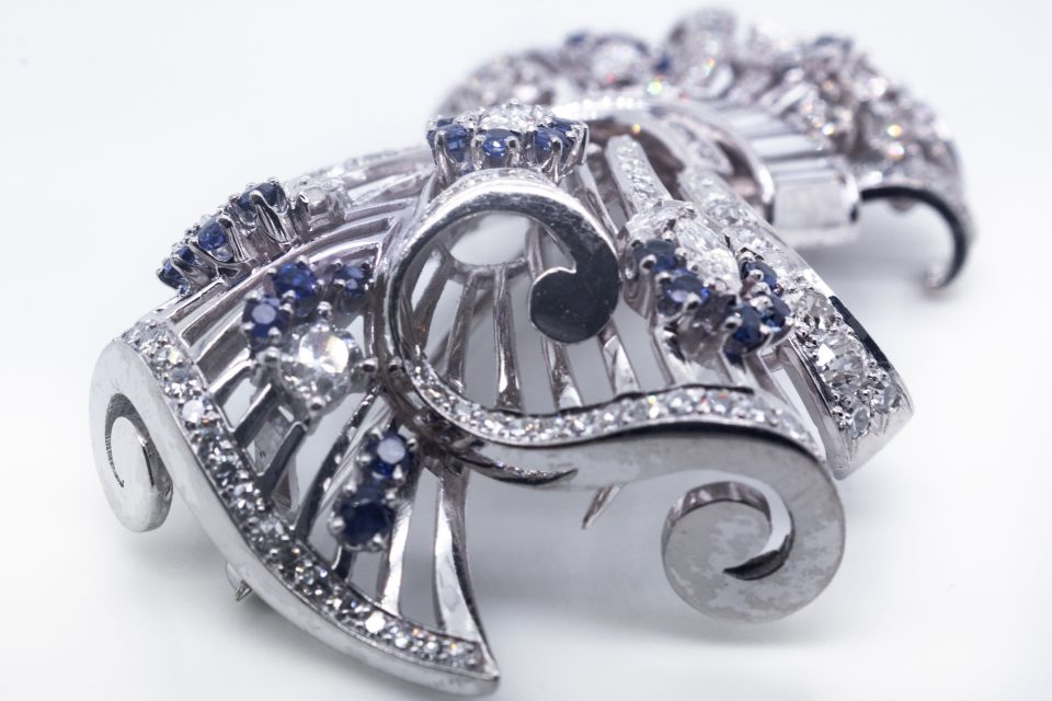 1950's Platinum Diamond & Sapphire Brooch - The Back Vault Jewelry