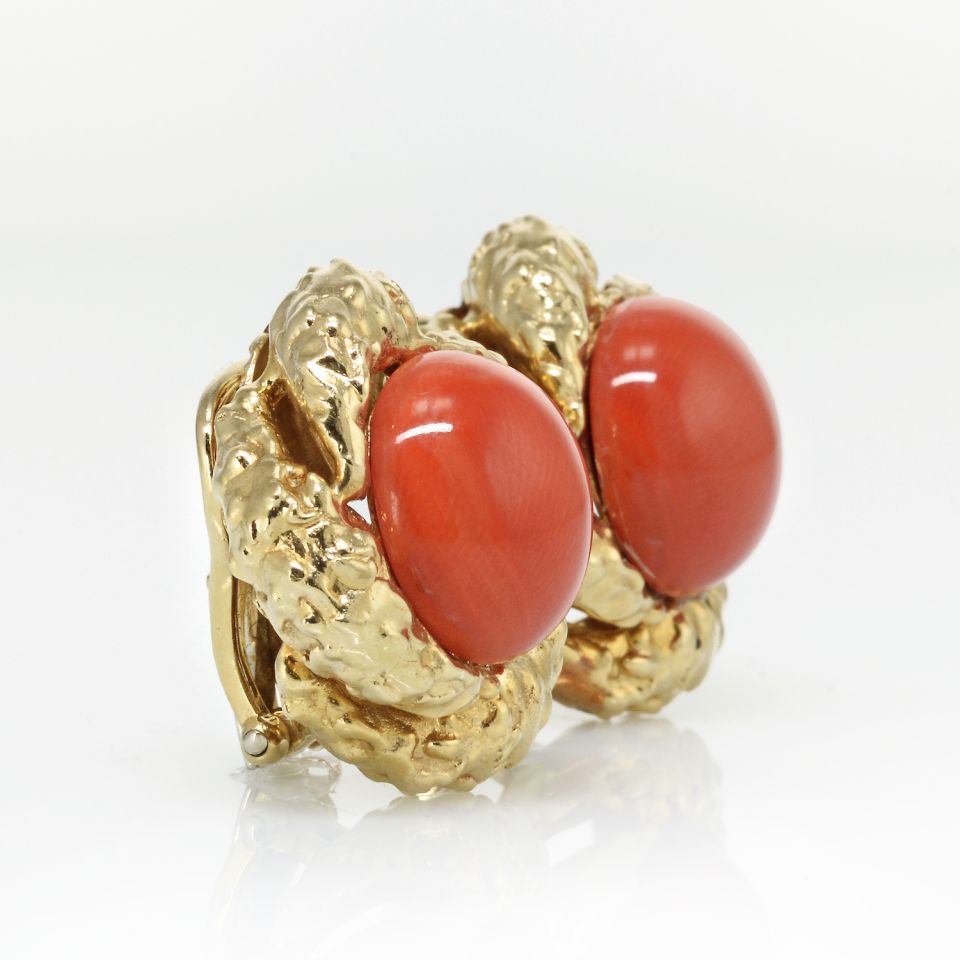 David Webb 1970's Platinum & 18K Yellow Gold Round Cabochon Coral Clip-On Earrings - The Back Vault