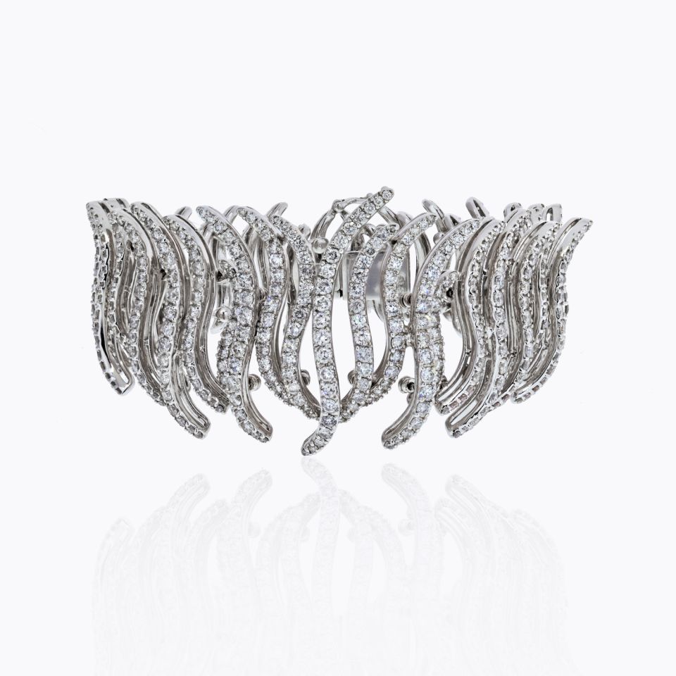 Fine 18K White Gold Diamond Pave Sculpted Strips Bracelet - The Back Vault Jewelry