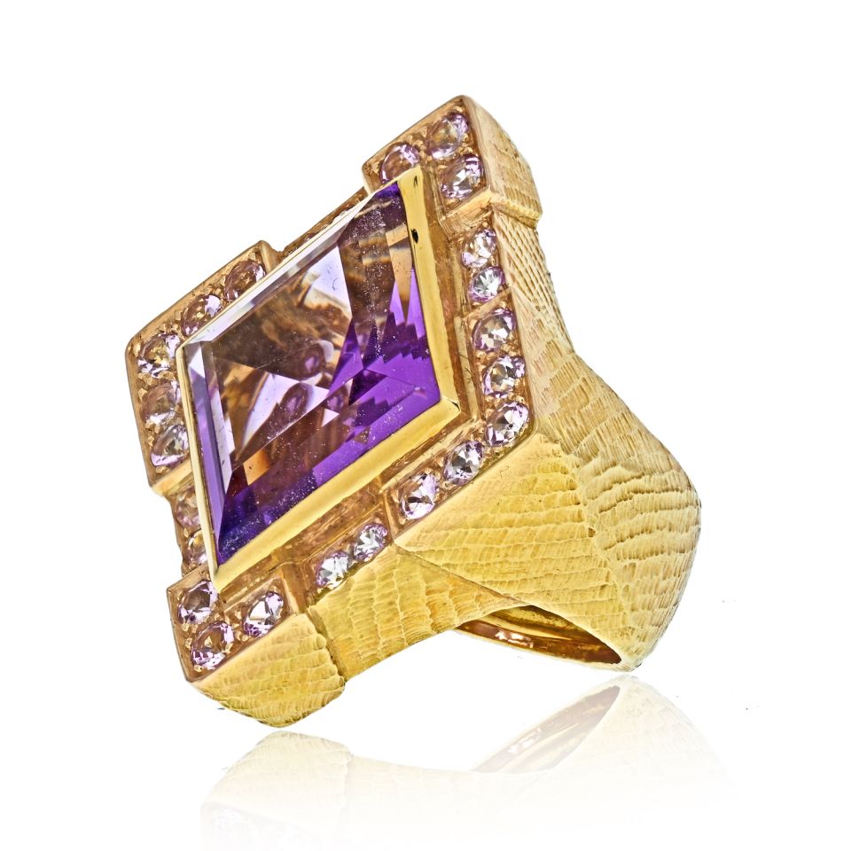 David Webb 18K Yellow Gold Purple Amethyst Rhombus Ring - The Back Vault