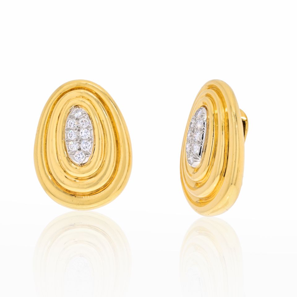 David Webb Platinum & 18K Yellow Gold Textured Gold And Diamond Earrings - The Back Vault