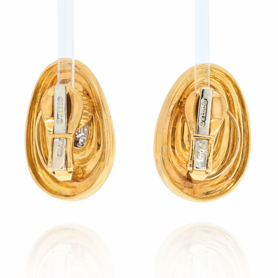 David Webb Platinum & 18K Yellow Gold Textured Gold And Diamond Earrings - The Back Vault