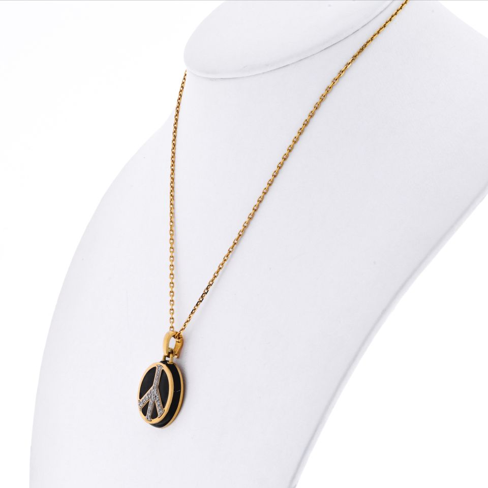 David Webb 18K Yellow Gold Peace Black Enamel And Diamonds Round Pendant Necklace - The Back Vault