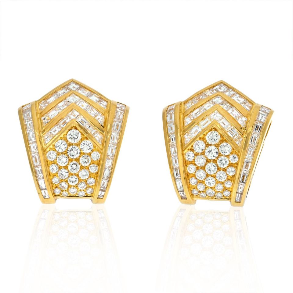 18K Yellow Gold Estate Cluster 14.00cts Baguette Round Diamond Earrings - The Back Vault