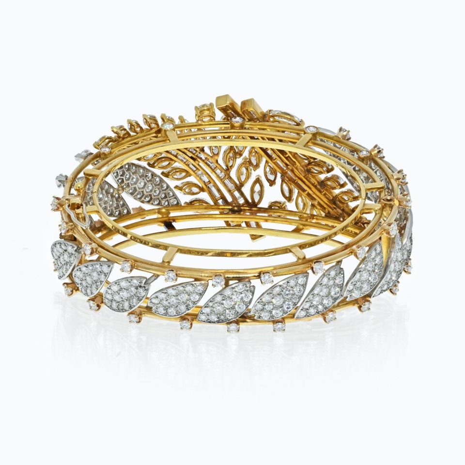 27.50cts Yellow Gold And Platinum Round And Baguette Cut Diamond Bracelet - The Back Vault