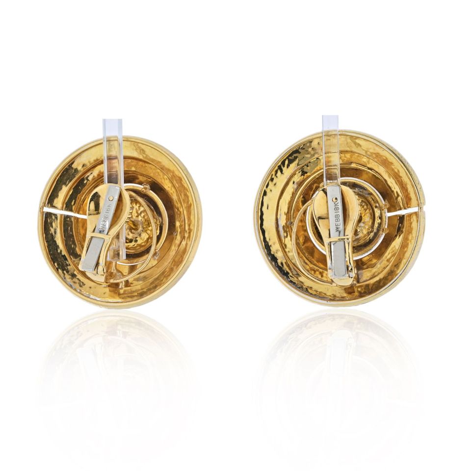 David Webb 18K Yellow Gold Gold Beehive Shield Clip Earrings - The Back Vault