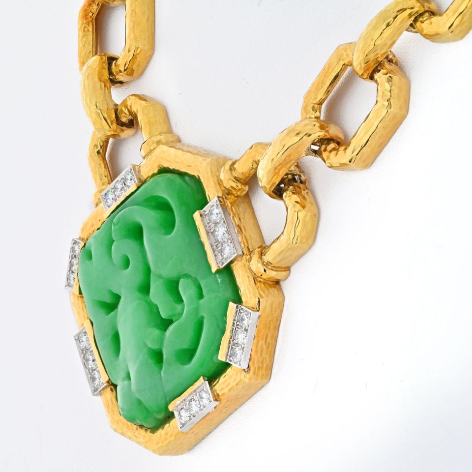 David Webb 18K Yellow Gold Carved Jade Link Chain Necklace - The Back Vault